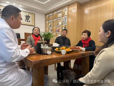 _cgi-bin_mmwebwx-bin_webwxgetmsgimg &MsgID=3016819181680909463&skey=@crypt_a597dcf3_73504df2693b2524cf699f418d064d0a&mmweb_appid=wx_webfilehelper.jpg